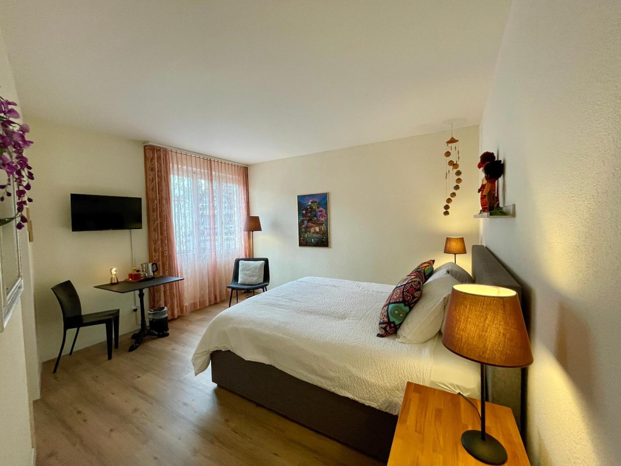 Movieworld Hotel